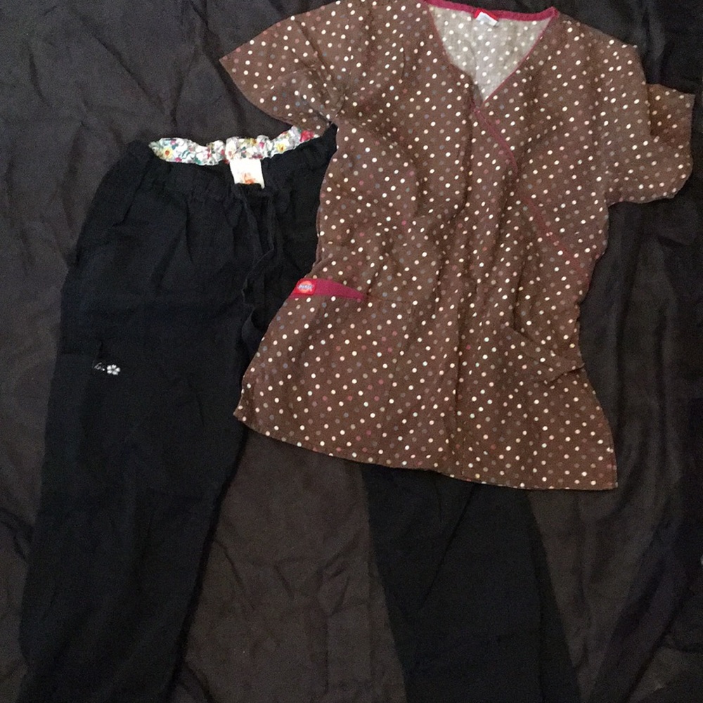 Extra small scrub set
